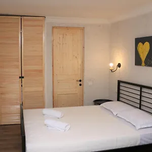 Cozy Zandukeli N15 - Centre Тбилиси